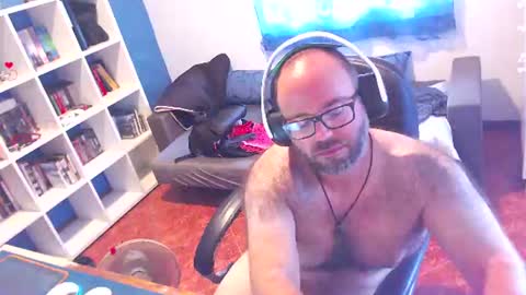 Snapshot of ravingr3d3 chatting on July 2026 03:03:02 PM ravingr3d3 online show from July 2026 03:03:02 PM