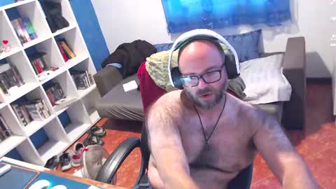 Snapshot of ravingr3d3 chatting on July 2026 02:43:02 PM ravingr3d3 online show from July 2026 02:43:02 PM