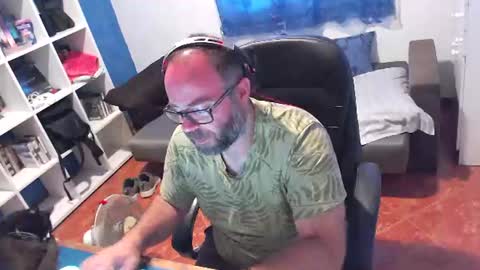 Snapshot of ravingr3d3 chatting on July 2026 10:22:02 AM ravingr3d3 online show from July 2026 10:22:02 AM