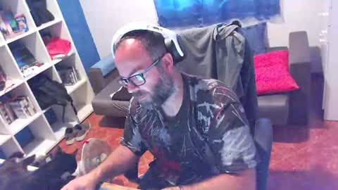 Snapshot of ravingr3d3 chatting on July 2026 10:57:01 AM ravingr3d3 online show from July 2026 10:57:01 AM