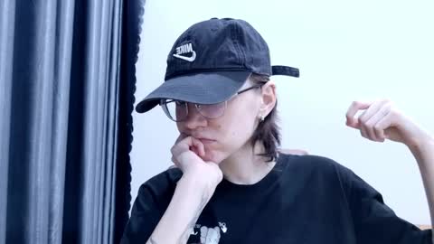 Ray-Ray online show from April 2026 12:28:01 PM