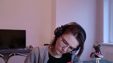 Ray-Ray online show from May 2026 05:43:01 PM