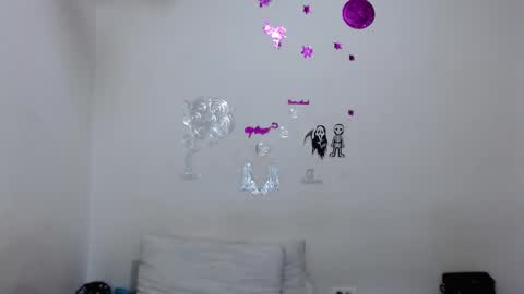 Snapshot of ray_naomi chatting on January 2026 09:49:02 PM ask us online show from January 2026 09:49:02 PM