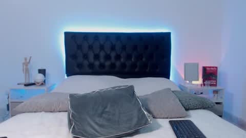 Ray online show from December 2025 11:54:01 PM