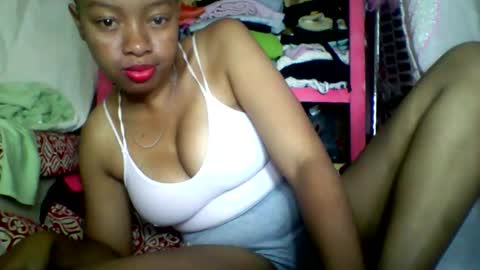 Snapshot of rayana_69 chatting on May 2026 09:25:01 AM rayana_69 online show from May 2026 09:25:01 AM