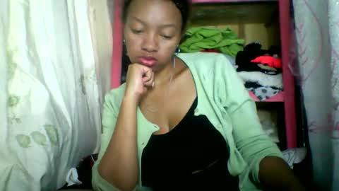 Snapshot of rayana_69 chatting on May 2026 01:05:02 PM rayana_69 online show from May 2026 01:05:02 PM