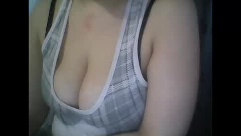 Snapshot of rayday_ chatting on March 2025 09:16:01 AM rayday_ online show from March 2025 09:16:01 AM