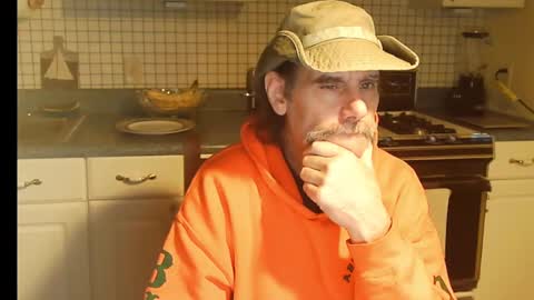 Ray online show from November 2025 10:37:01 AM