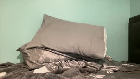 raymondg8596 online show from February 2025 01:58:01 AM