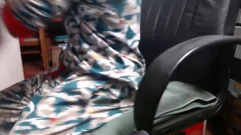 Ray online show from December 2024 09:28:02 PM