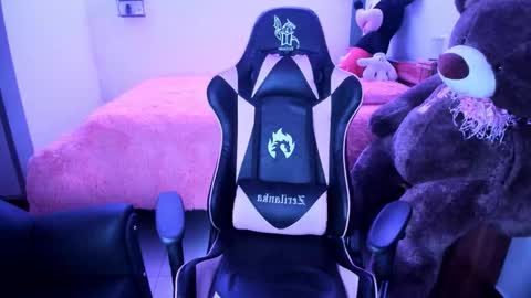 Danna online show from March 2026 05:46:01 PM