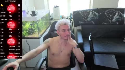 Rayzel online show from April 2026 12:55:01 PM