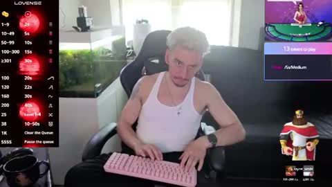 Rayzel White online show from June 2026 01:02:01 PM