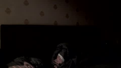  Yrriel Strife Candy-Demon Caveboy mr. Cringe   online show from November 2025 04:44:02 AM