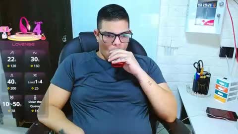 Snapshot of realjoel chatting on July 2026 12:33:01 PM Joel online show from July 2026 12:33:01 PM
