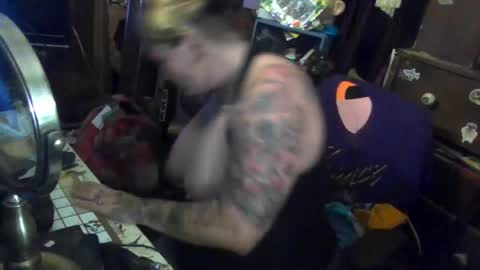 reallyredrum69th online show from June 2026 07:39:01 AM