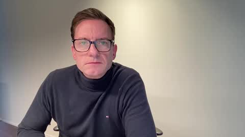 realstuff_ online show from December 2024 02:44:01 PM