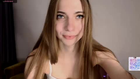 Snapshot of reavoran chatting on April 2026 06:12:01 PM Amanda online show from April 2026 06:12:01 PM