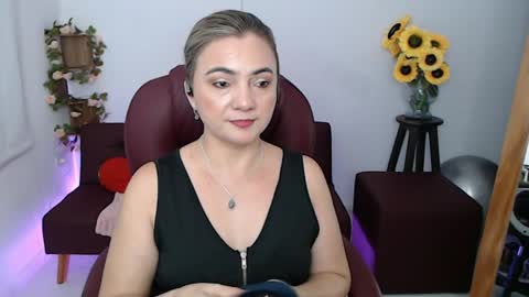 Snapshot of rebeca_milf chatting on May 2026 02:27:02 PM REBECA online show from May 2026 02:27:02 PM