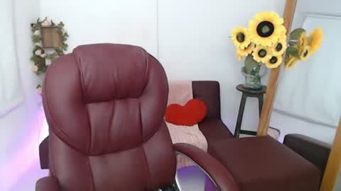 Snapshot of rebeca_milf chatting on June 2026 03:00:02 PM REBECA online show from June 2026 03:00:02 PM