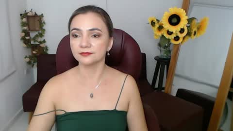 Snapshot of rebeca_milf chatting on July 2026 02:41:01 PM REBECA online show from July 2026 02:41:01 PM