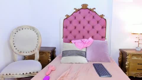 Rebeca Whatsson online show from March 2025 02:23:02 PM