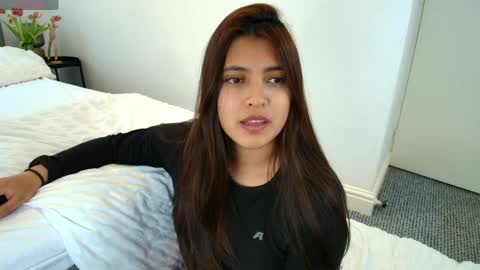Rebeca Williams online show from May 2026 01:30:02 PM