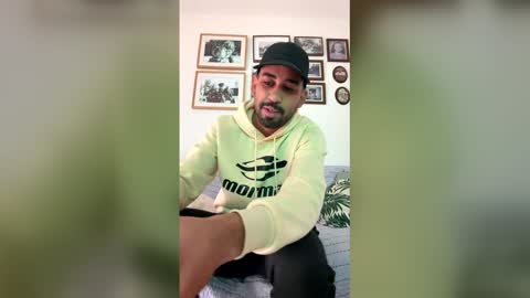 rebecaecalebe online show from January 2026 01:57:02 PM