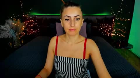 Snapshot of rebecca_diamonds chatting on September 2025 05:20:02 AM rebecca_diamonds online show from September 2025 05:20:02 AM