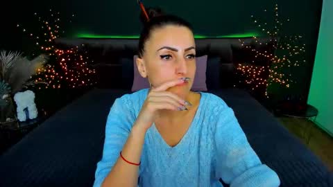 Snapshot of rebecca_diamonds chatting on November 2025 06:57:01 AM rebecca_diamonds online show from November 2025 06:57:01 AM