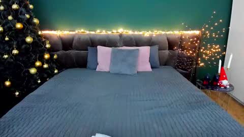 Snapshot of rebecca_diamonds chatting on January 2026 06:51:02 AM rebecca_diamonds online show from January 2026 06:51:02 AM