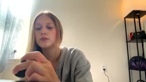 rebeccascottx online show from August 2026 09:39:01 PM