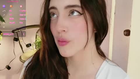 rebeccawhite_meow online show from April 2026 06:46:02 PM