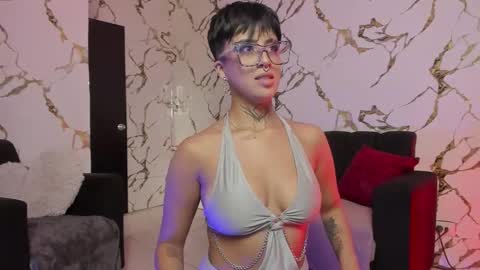 Snapshot of rebeka_baker chatting on November 2025 12:31:02 PM REBEKA online show from November 2025 12:31:02 PM