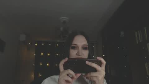 Snapshot of rebel_annet chatting on April 2026 04:19:01 PM AnnaAnnet online show from April 2026 04:19:01 PM