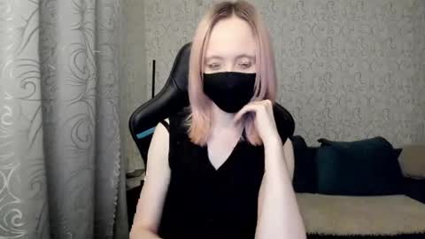 RebesaOlset online show from December 2024 05:15:02 PM