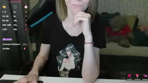 RebesaOlset online show from October 2025 03:21:02 PM