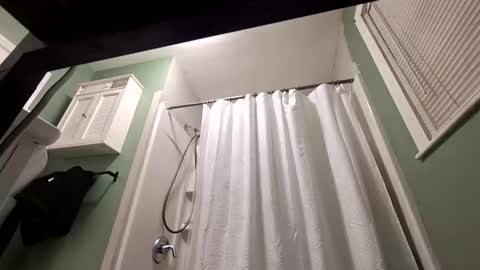 recka810 online show from November 2025 08:58:02 AM