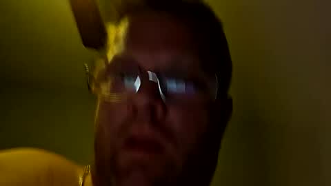 Snapshot of red24devils chatting on October 2025 11:51:02 PM red24devils online show from October 2025 11:51:02 PM