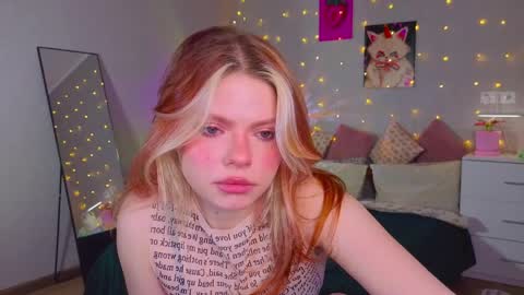 red__candy online show from April 2026 04:59:02 PM