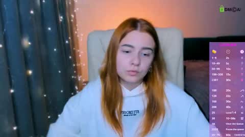 Snapshot of red__dizzy chatting on October 2025 03:35:02 PM red__dizzy online show from October 2025 03:35:02 PM