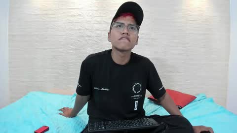 red_damon online show from December 2024 07:10:01 AM