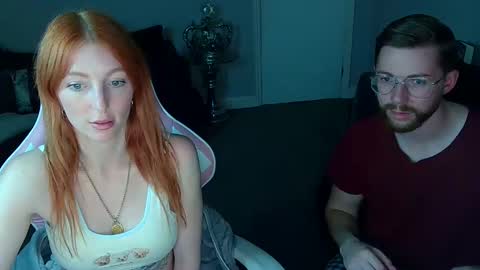 Snapshot of red_firesquirt chatting on March 2025 09:18:02 PM Red - online show from March 2025 09:18:02 PM