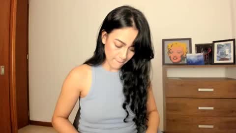 red_flower203 online show from December 2024 04:02:02 AM