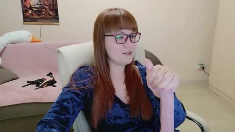 Lisa online show from November 2025 06:09:02 PM