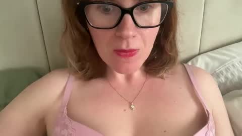 Rosie online show from February 2026 01:20:01 PM