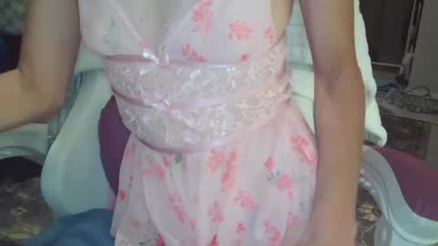 Snapshot of red_on_fire69 chatting on November 2025 06:41:02 PM Red online show from November 2025 06:41:02 PM