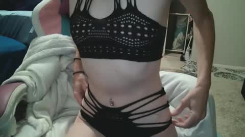 Snapshot of red_on_fire69 chatting on November 2025 06:07:02 PM Red online show from November 2025 06:07:02 PM