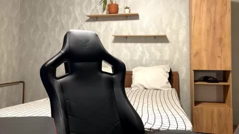 redbullshine online show from September 2025 01:36:02 PM