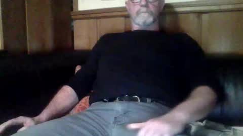 redfox60010 online show from April 2026 10:33:02 PM